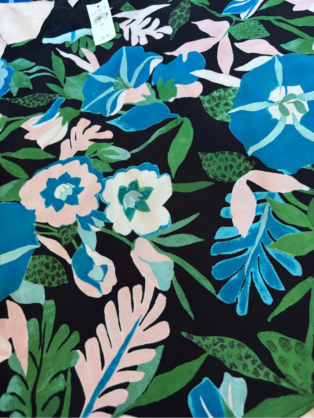 NWT LOFT Floral Cami Tank Top Medium Blue Pink Tropical Sleeveless Blouse - Picture 4 of 7